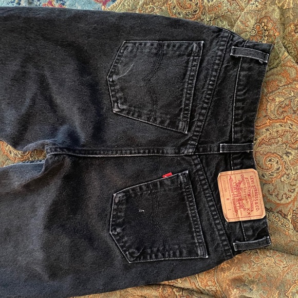 ****SOLD****Vintage Levi’s 512 High Waisted Jeans - Picture 4 of 6